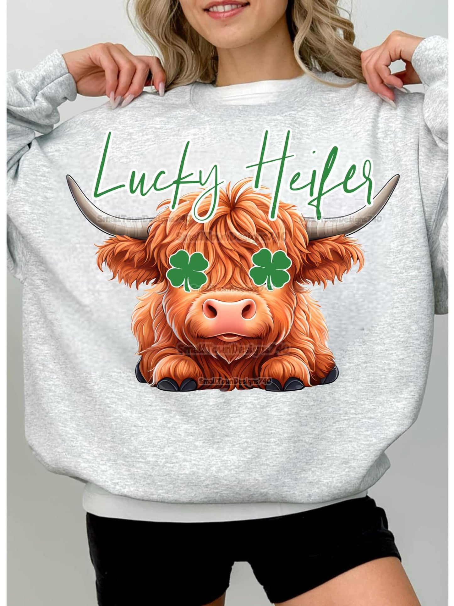 T-shirt Lucky Heifer Highland Cow Leprechaun Saint Patrick's Day Shirt
